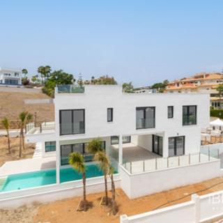 Prodej rodinného domu, 429m²