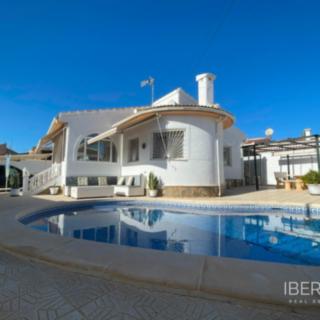 Prodej rodinného domu, 120m²