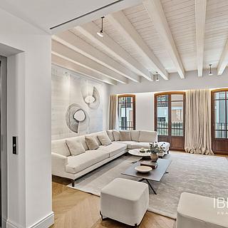 Prodej rodinného domu 325 m² ve Španělsku