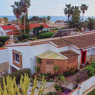 Prodej rodinného domu, 237m²