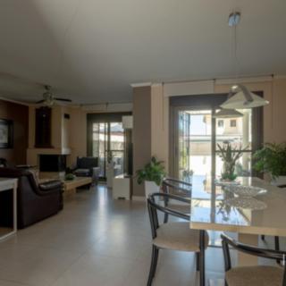 Prodej rodinného domu, 379m²