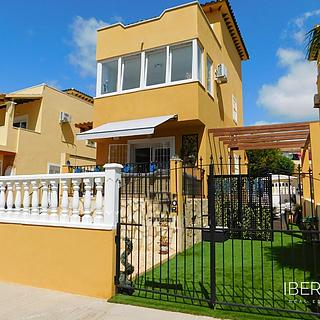 Prodej rodinného domu, 152m&sup2;