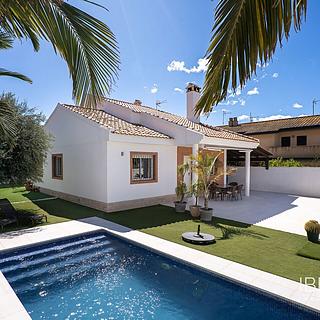 Prodej rodinného domu, 120m&sup2;