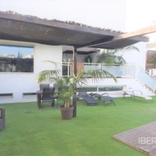 Prodej rodinného domu, 220m²