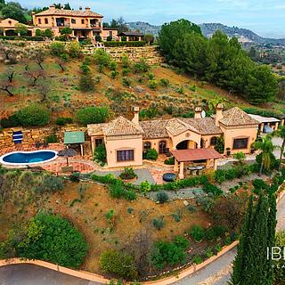 Prodej rodinného domu, 234m&sup2;