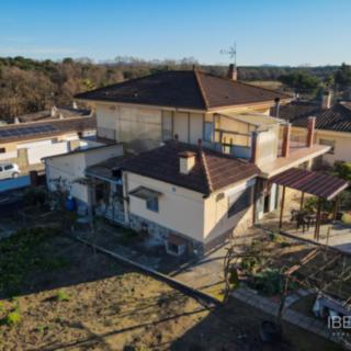 Prodej rodinného domu, 187m²