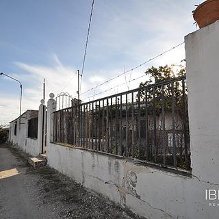 Prodej rodinného domu, 400m²