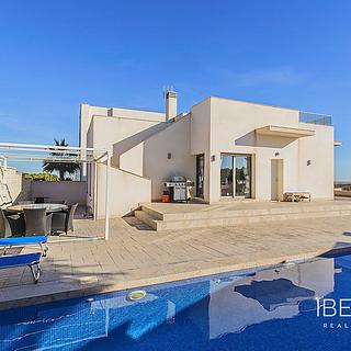 Prodej rodinného domu, 250m&sup2;