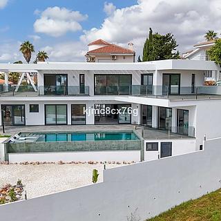 Prodej rodinného domu, 615m&sup2;