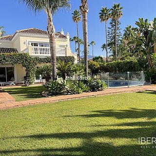 Prodej rodinného domu 178 m² ve Španělsku