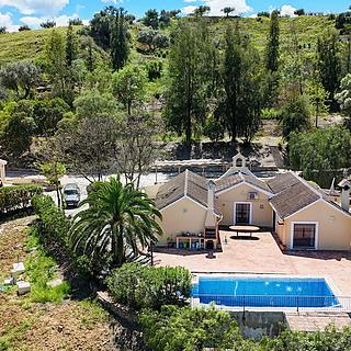 Prodej rodinného domu, 279m²