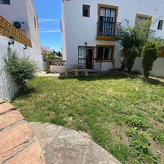 Prodej rodinného domu, 209m²