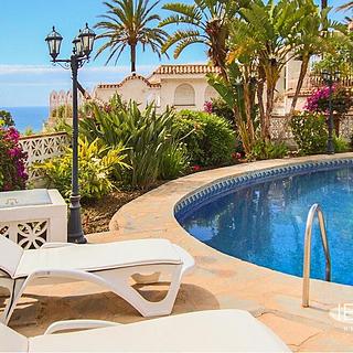 Prodej rodinného domu, 336m&sup2;