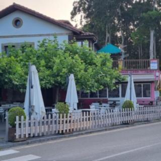 Prodej rodinného domu, 794m²