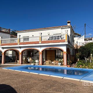 Prodej rodinného domu, 200m&sup2;