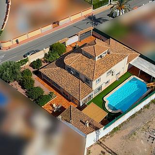 Prodej rodinného domu 320 m² ve Španělsku