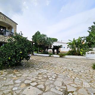 Prodej rodinného domu, 269m&sup2;