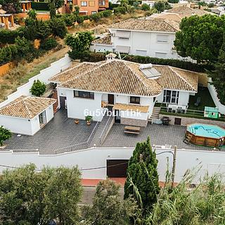 Prodej rodinného domu, 229m&sup2;