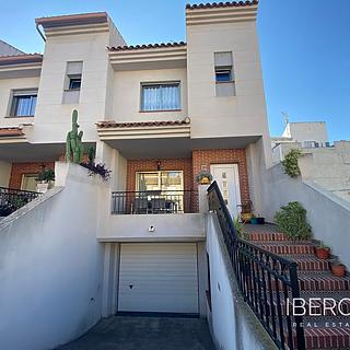 Prodej rodinného domu, 208m&sup2;