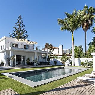 Prodej rodinného domu, 350m&sup2;