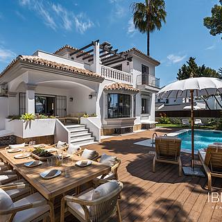 Prodej rodinného domu, 315m&sup2;