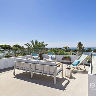 Prodej rodinného domu 408 m² ve Španělsku