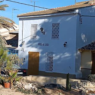 Prodej rodinného domu, 300m&sup2;