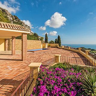 Prodej rodinného domu 421 m² ve Španělsku