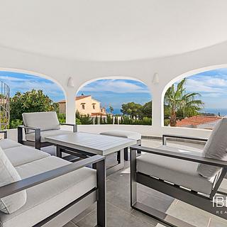 Prodej rodinného domu, 275m&sup2;