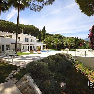 Prodej rodinného domu, 390m&sup2;