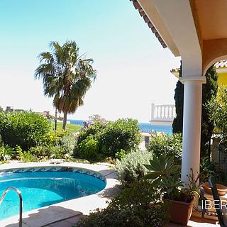 Prodej rodinného domu, 305m&sup2;