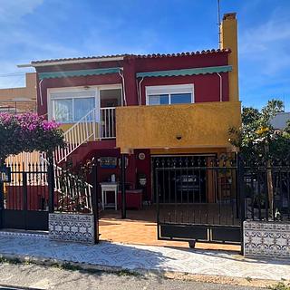 Prodej rodinného domu, 250m&sup2;