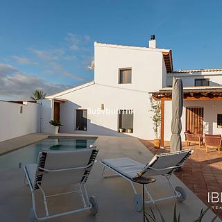 Prodej rodinného domu, 237m²