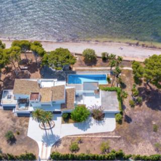 Prodej rodinného domu, 753m²