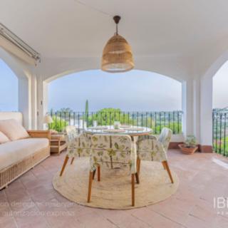 Prodej bytu 5+1 a více, 320m²