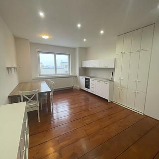 Pronájem bytu 2+kk 46 m² Mělník, náměstí Míru