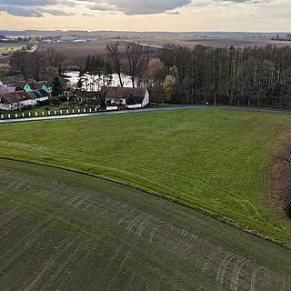 Prodej stavební parcely 838 m² Veselí