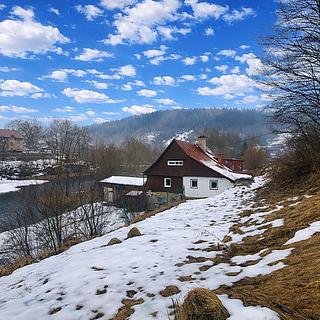 Prodej rodinného domu 270 m² Poniklá