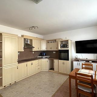 Pronájem bytu 2+kk 55 m² Kozolupy