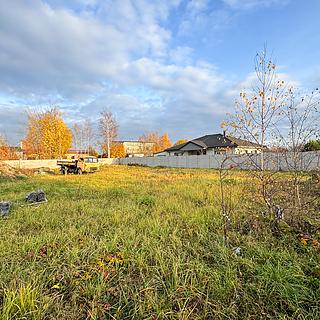 Prodej stavební parcely 1 002 m² Košťany