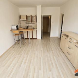 Pronájem bytu 1+kk a garsoniéry 29 m² Praha Hlubočepy, Voskovcova