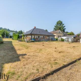 Prodej stavební parcely 692 m² Řevnice