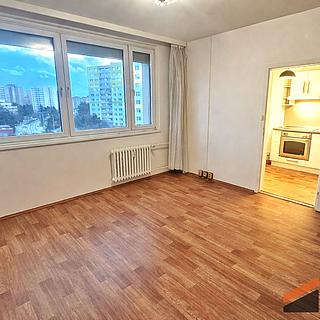Pronájem bytu 2+1 46 m² Praha Hlubočepy, Lamačova