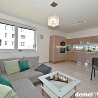 Pronájem bytu 2+kk 46 m² Praha