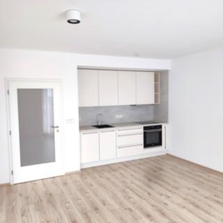 Pronájem bytu 2+kk 59 m² Poděbrady V, Máchova