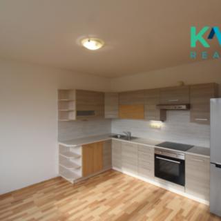 Pronájem bytu 2+1 55 m² Karlovy Vary Bohatice, Dubová