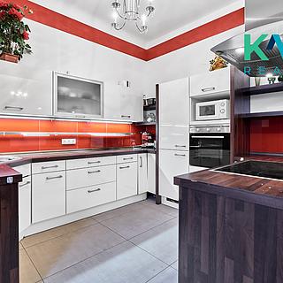 Prodej bytu 4+kk 109 m² Karlovy Vary, Na Vyhlídce