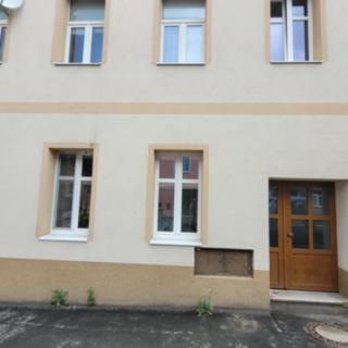 Pronájem bytu 1+1 40 m² Karlovy Vary Stará Role, Závodu míru