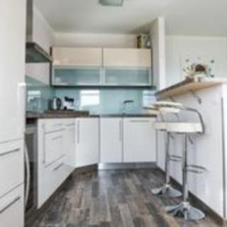 Pronájem bytu 3+kk 82 m² Karlovy Vary Doubí, Terezínská