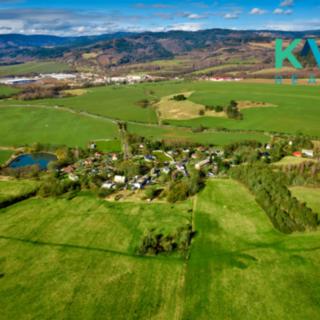 Prodej stavební parcely 1 050 m² Ostrov Květnová
